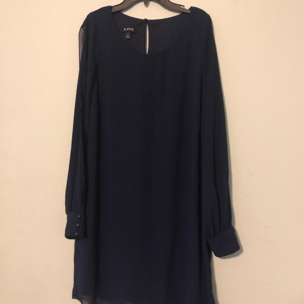 A. Byer Shear Sleeve Shift dress